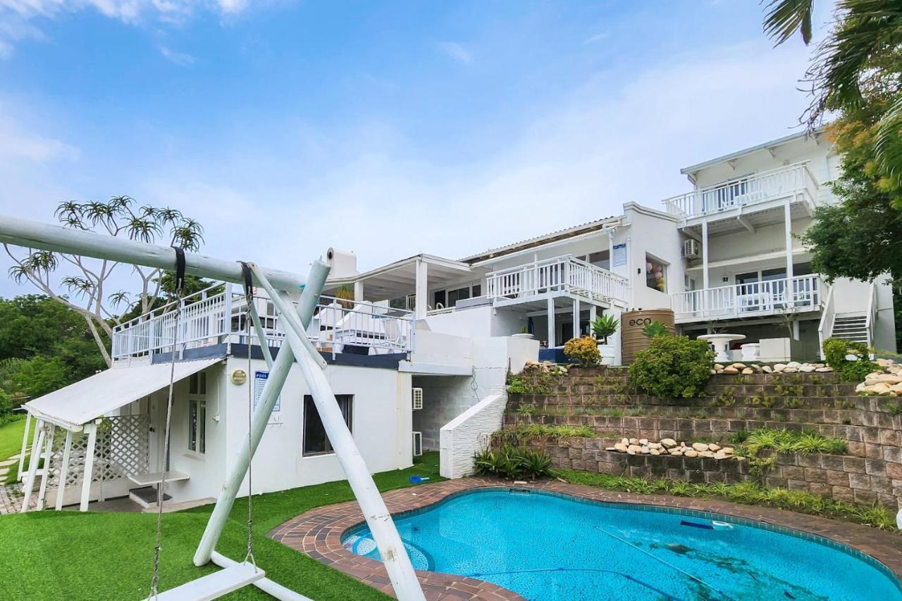 Blue'S Guest House - East London Bonza Bay Exterior foto